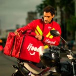 O condomínio pode restringir o acesso de entregadores de delivery ao meu apartamento?